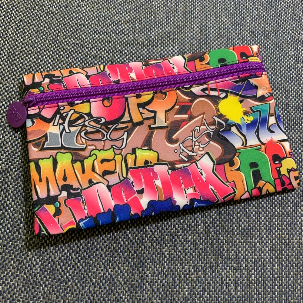 Graffiti Ipsy bag * 4/$20*